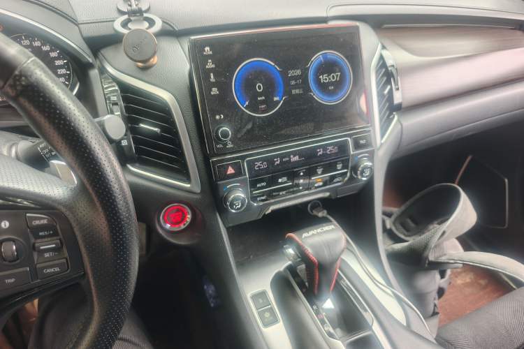 Used Honda Avancier 2017 240TURBO Two-Wheel Drive Elite Edition Audio And AC Panel
