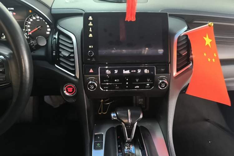 Used Honda Avancier 2017 240TURBO Two-Wheel Drive Comfort Version Audio And AC Panel
