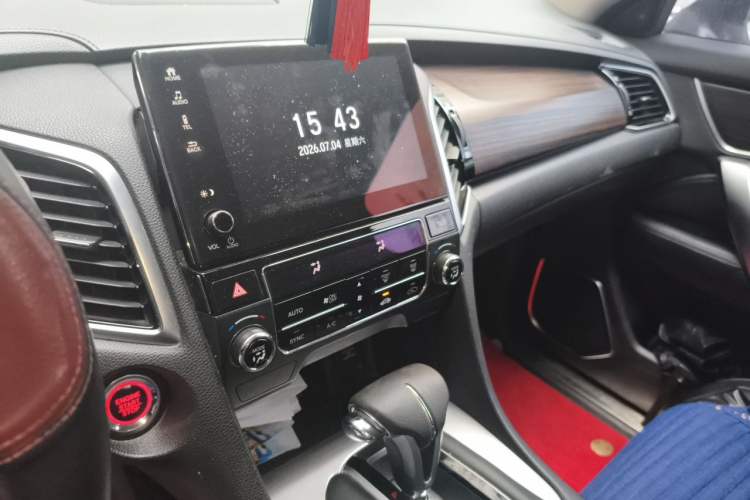 Used Honda Avancier 2017 240TURBO Two-Wheel Drive Elite Edition Audio And AC Panel