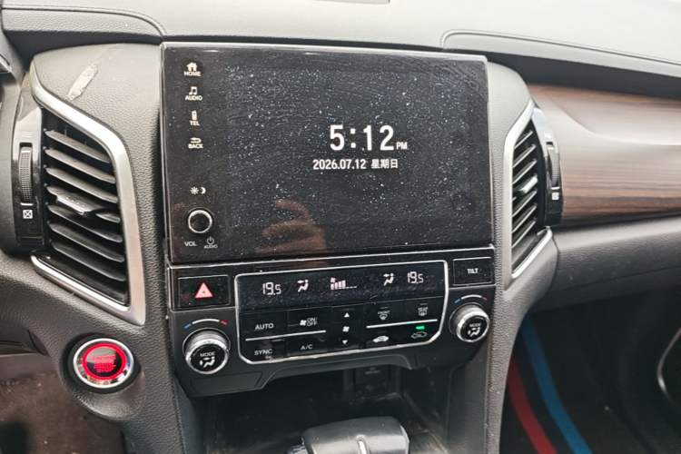 Used Honda Avancier 2017 240TURBO Two-Wheel Drive Comfort Version Audio And AC Panel