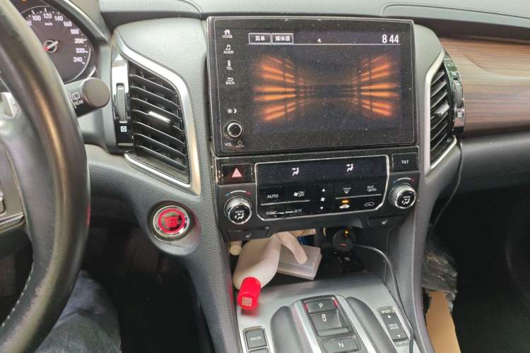 Used Honda Avancier 2017 370TURBO 2WD Luxury Edition Audio And AC Panel