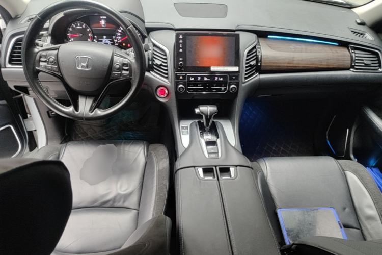 Used Honda Avancier 2017 240TURBO Two-Wheel Drive Comfort Version Center Console