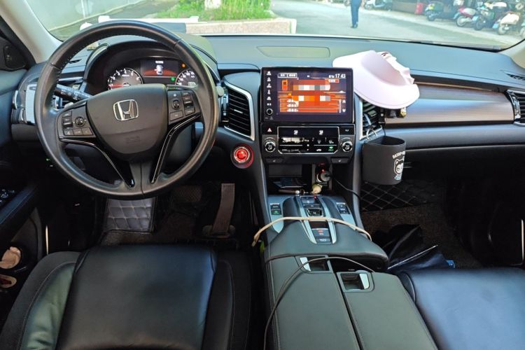 Used Honda Avancier 2017 370TURBO Four-Wheel Drive Prestige Edition Center Console