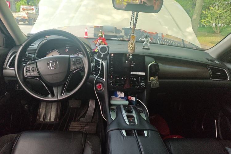 Used Honda Avancier 2017 370TURBO 2WD Luxury Edition Center Console