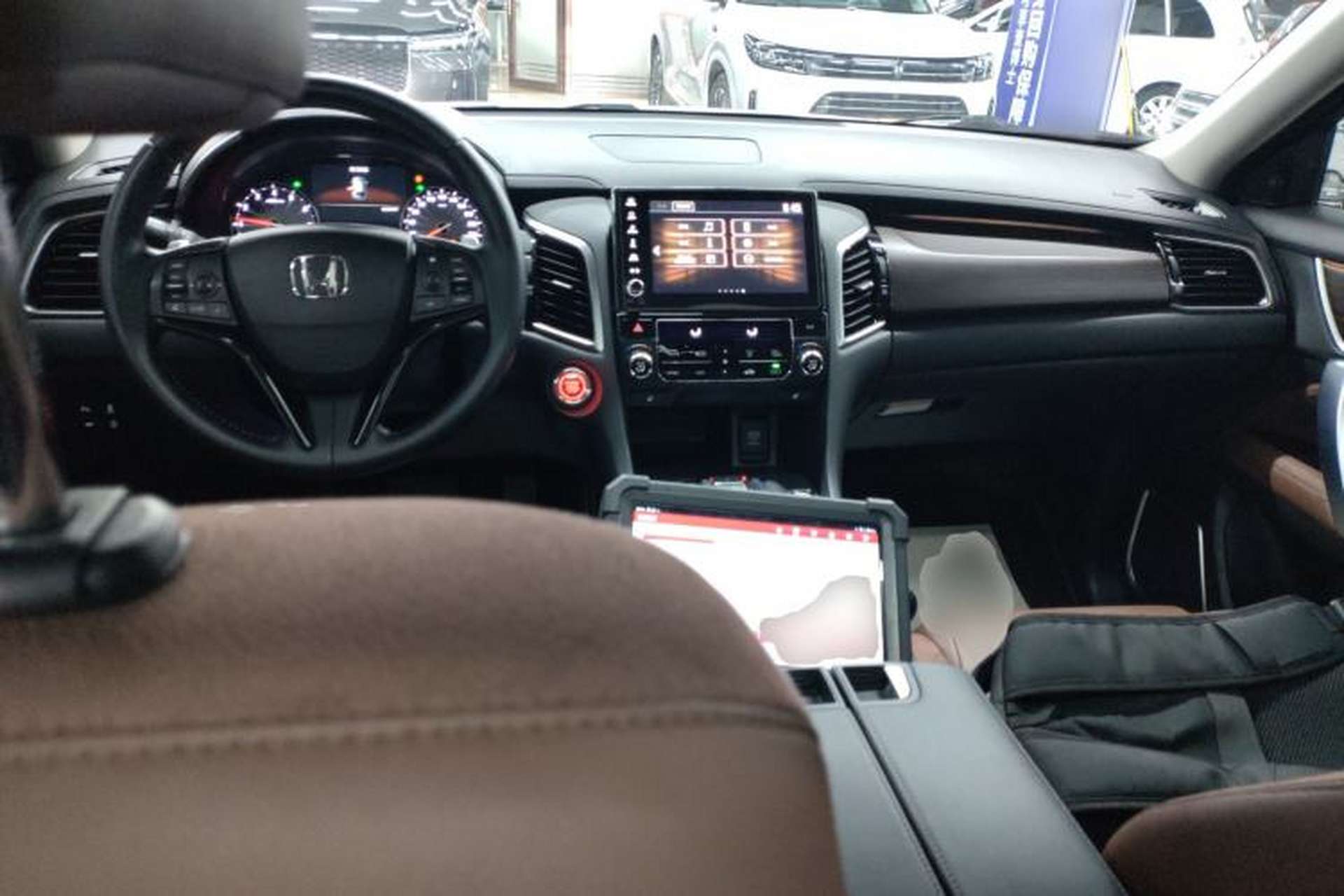 Used Honda Avancier 2017 370TURBO Four-Wheel Drive Prestige Edition Center Console