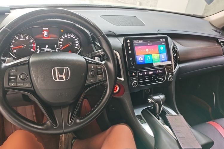 Used Honda Avancier 2017 240TURBO Two-Wheel Drive Comfort Version Center Console