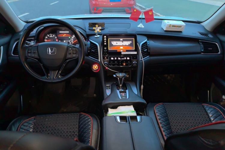 Used Honda Avancier 2017 240TURBO Two-Wheel Drive Luxury Edition Center Console