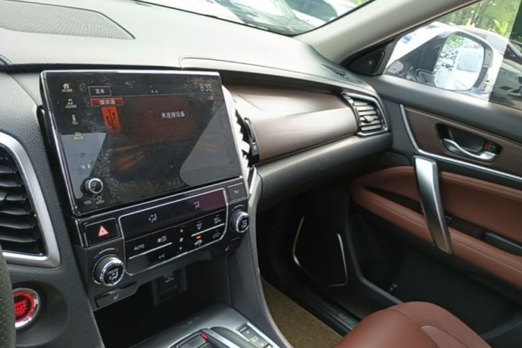 Used Honda Avancier 2017 370TURBO 2WD Luxury Edition Center Console