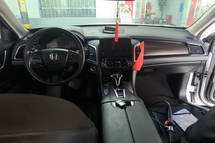 Used Honda Avancier 2017 240TURBO Two-Wheel Drive Comfort Version Center Console