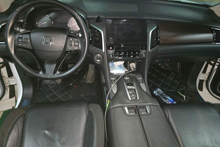 Used Honda Avancier 2017 370TURBO Four-Wheel Drive Prestige Edition Center Console
