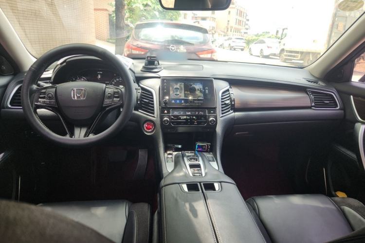 Used Honda Avancier 2017 370TURBO 2WD Luxury Edition Center Console