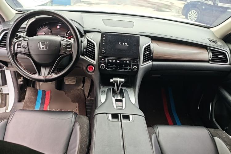 Used Honda Avancier 2017 240TURBO Two-Wheel Drive Comfort Version Center Console