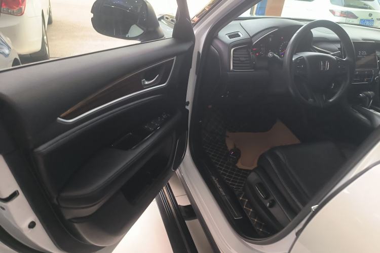 Used Honda Avancier 2017 240TURBO Two-Wheel Drive Premium Edition Driver Seat