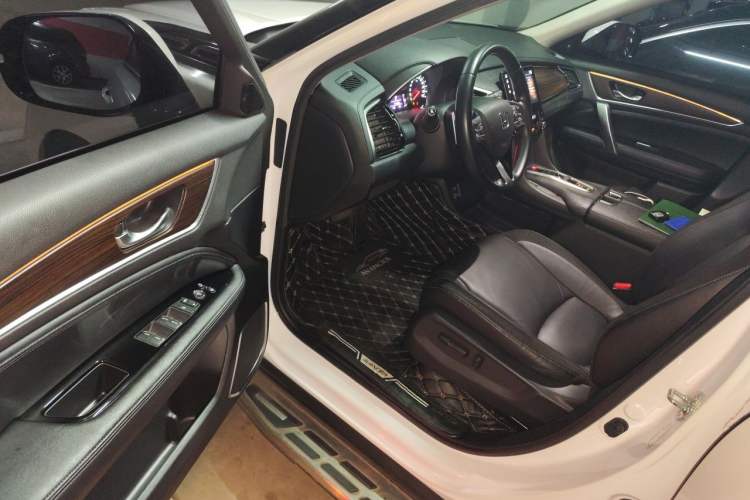 Used Honda Avancier 2017 370TURBO 2WD Luxury Edition Driver Seat