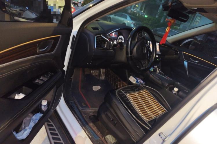 Used Honda Avancier 2017 240TURBO Two-Wheel Drive Premium Edition Driver Seat