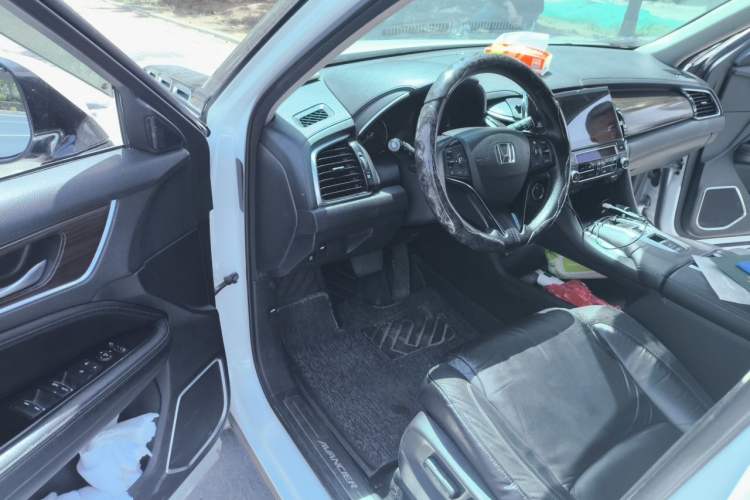 Used Honda Avancier 2017 370TURBO 2WD Luxury Edition Driver Seat