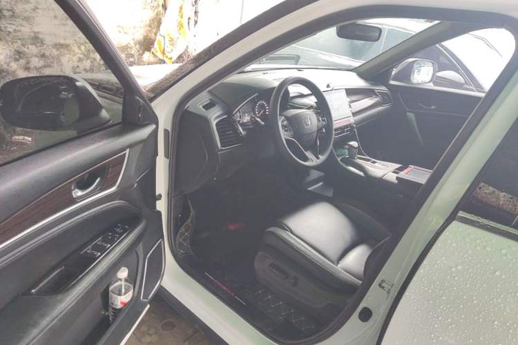 Used Honda Avancier 2017 240TURBO Two-Wheel Drive Luxury Edition Driver Seat