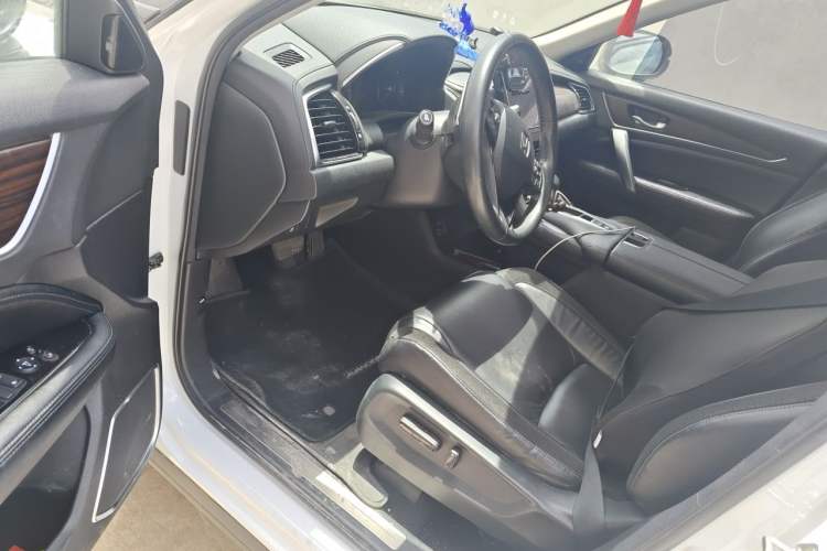 Used Honda Avancier 2017 240TURBO Two-Wheel Drive Premium Edition Driver Seat