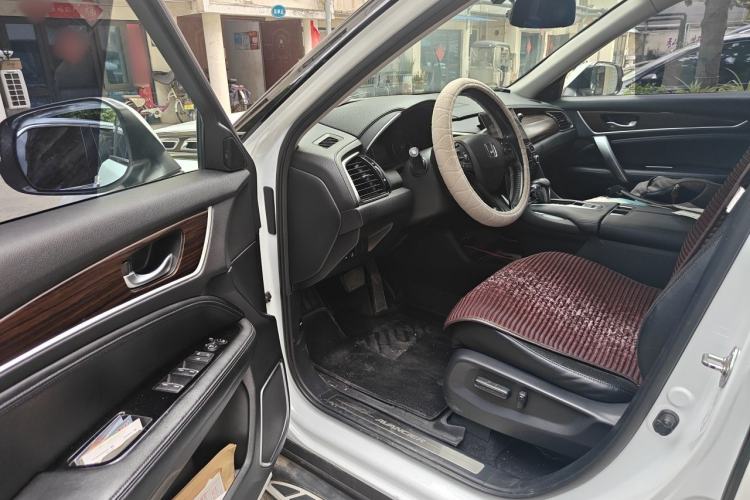 Used Honda Avancier 2017 240TURBO Two-Wheel Drive Premium Edition Driver Seat