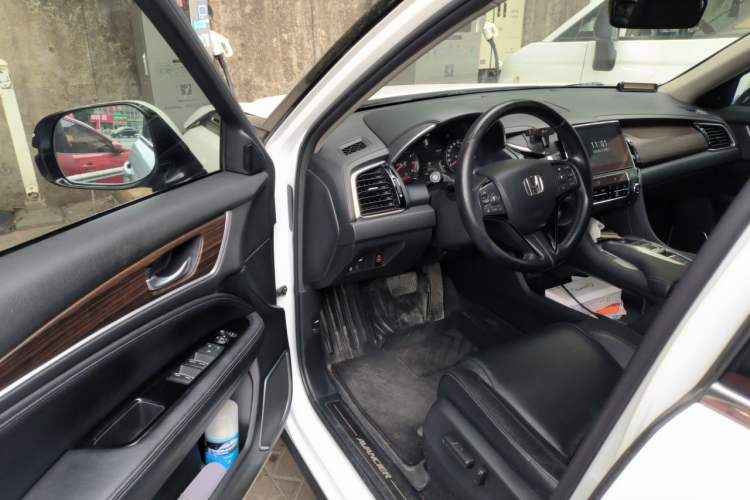 Used Honda Avancier 2017 370TURBO 2WD Luxury Edition Driver Seat