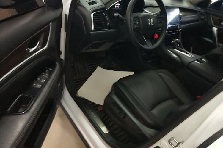 Used Honda Avancier 2017 240TURBO Two-Wheel Drive Luxury Edition Driver Seat