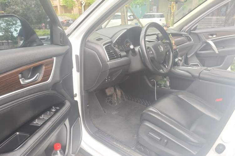 Used Honda Avancier 2017 240TURBO Two-Wheel Drive Luxury Edition Driver Seat