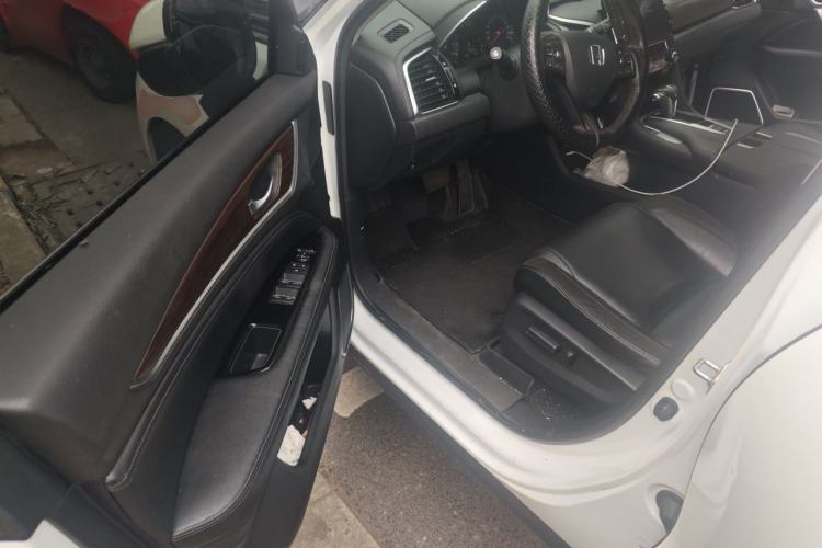 Used Honda Avancier 2017 240TURBO Two-Wheel Drive Luxury Edition Driver Seat