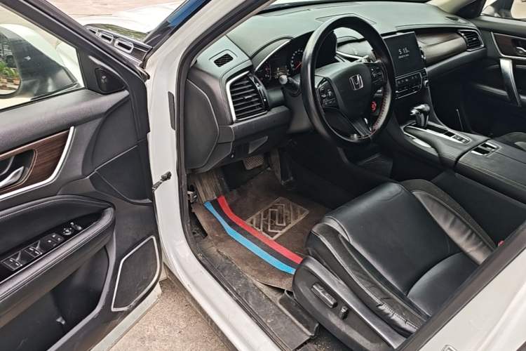 Used Honda Avancier 2017 240TURBO Two-Wheel Drive Comfort Version Driver Seat