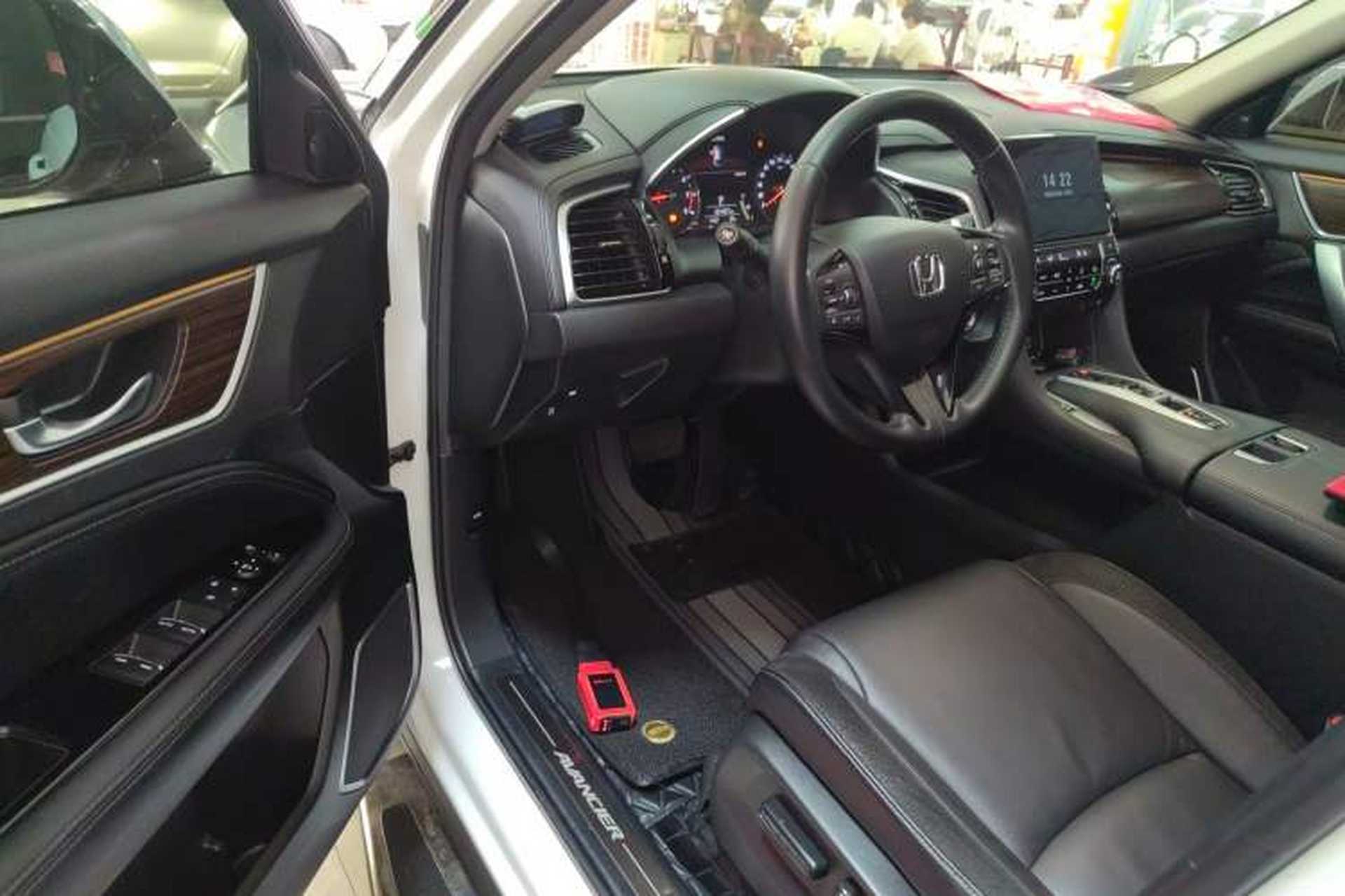 Used Honda Avancier 2017 370TURBO 2WD Luxury Edition Driver Seat