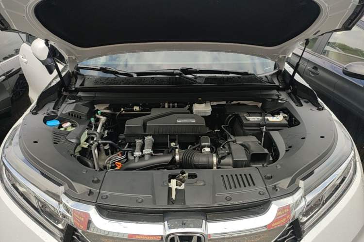 Used Honda Avancier 2017 240TURBO Two-Wheel Drive Elite Edition Engine Bay