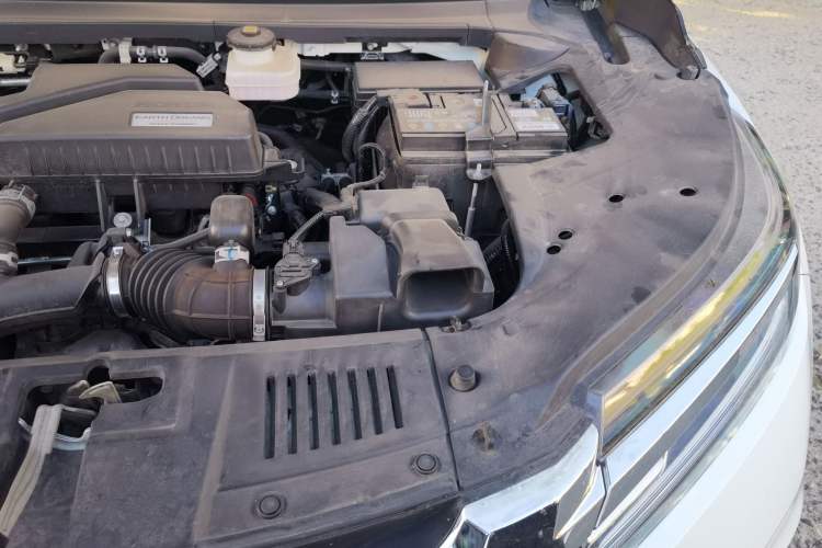 Used Honda Avancier 2017 240TURBO Two-Wheel Drive Premium Edition Engine Bay Left
