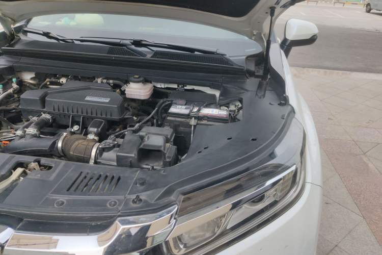Used Honda Avancier 2017 240TURBO Two-Wheel Drive Comfort Version Engine Bay Left