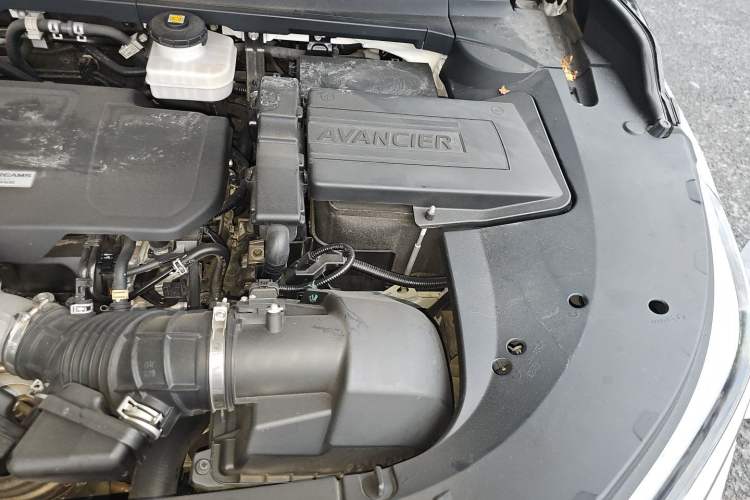Used Honda Avancier 2017 370TURBO Four-Wheel Drive Prestige Edition Engine Bay Left