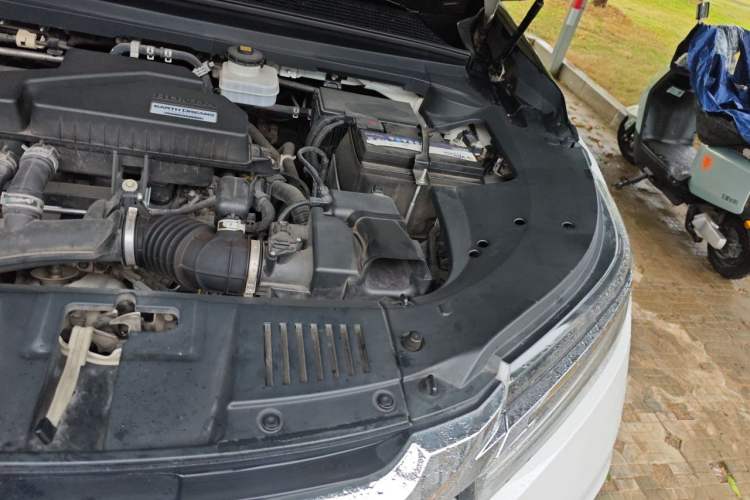 Used Honda Avancier 2017 240TURBO Two-Wheel Drive Premium Edition Engine Bay Left