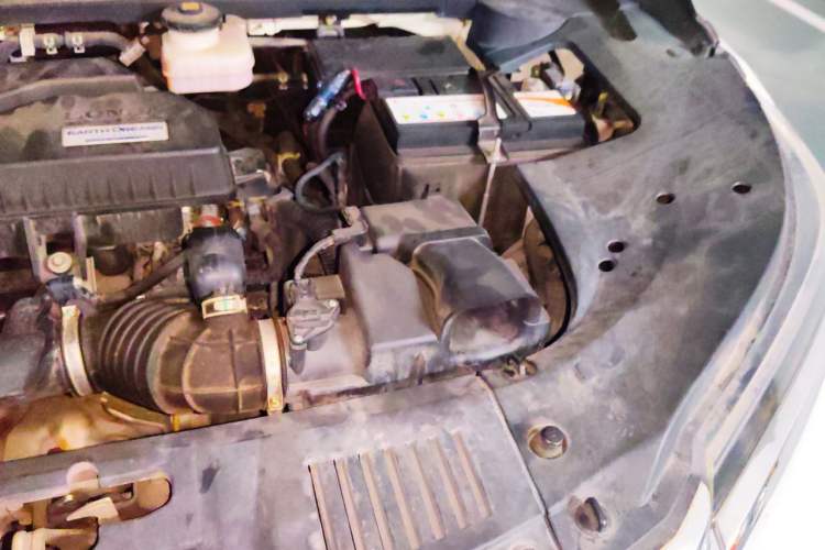 Used Honda Avancier 2017 240TURBO Two-Wheel Drive Comfort Version Engine Bay Left