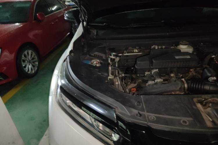 Used Honda Avancier 2017 240TURBO Two-Wheel Drive Comfort Version Engine Bay Right