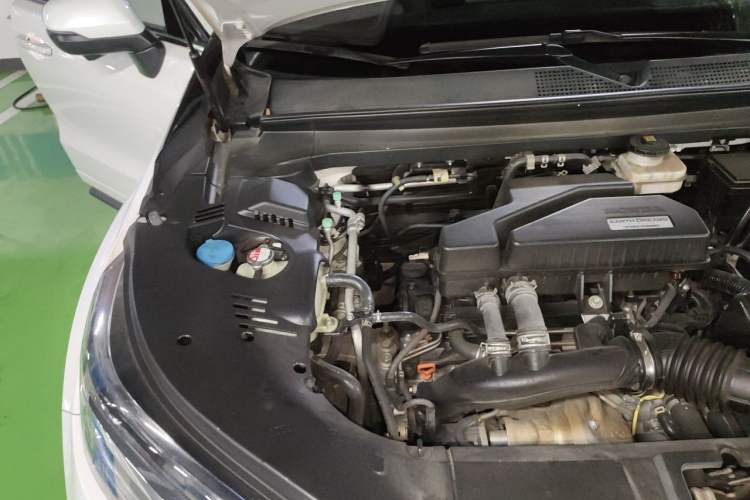 Used Honda Avancier 2017 240TURBO Two-Wheel Drive Premium Edition Engine Bay Right