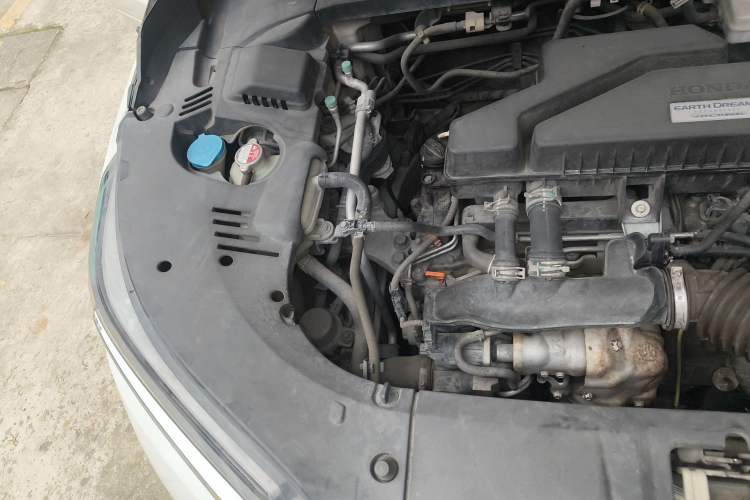 Used Honda Avancier 2017 240TURBO Two-Wheel Drive Comfort Version Engine Bay Right