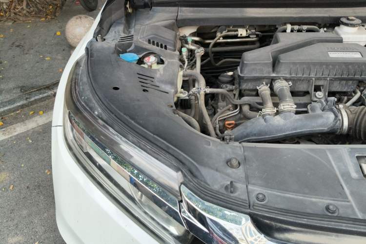 Used Honda Avancier 2017 240TURBO Two-Wheel Drive Luxury Edition Engine Bay Right