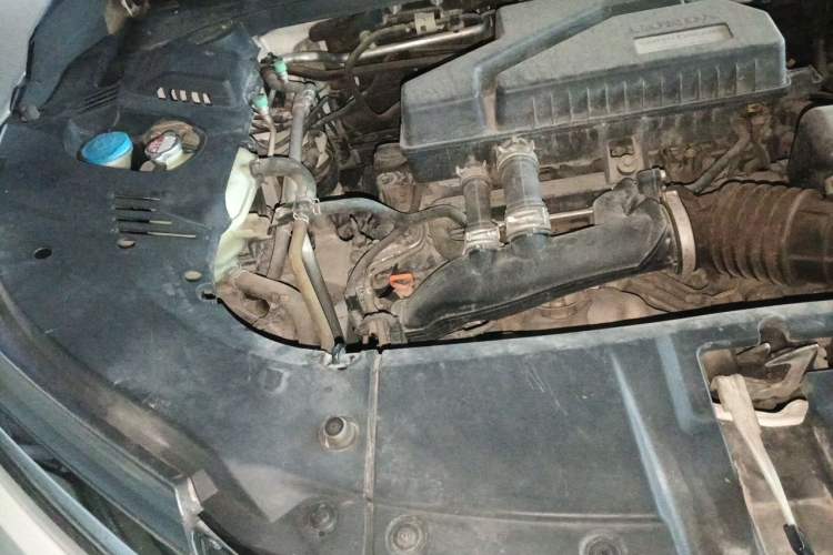 Used Honda Avancier 2017 240TURBO Two-Wheel Drive Comfort Version Engine Bay Right