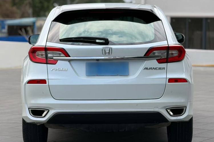 Used Honda Avancier 2017 240TURBO Two-Wheel Drive Premium Edition Exterior 2