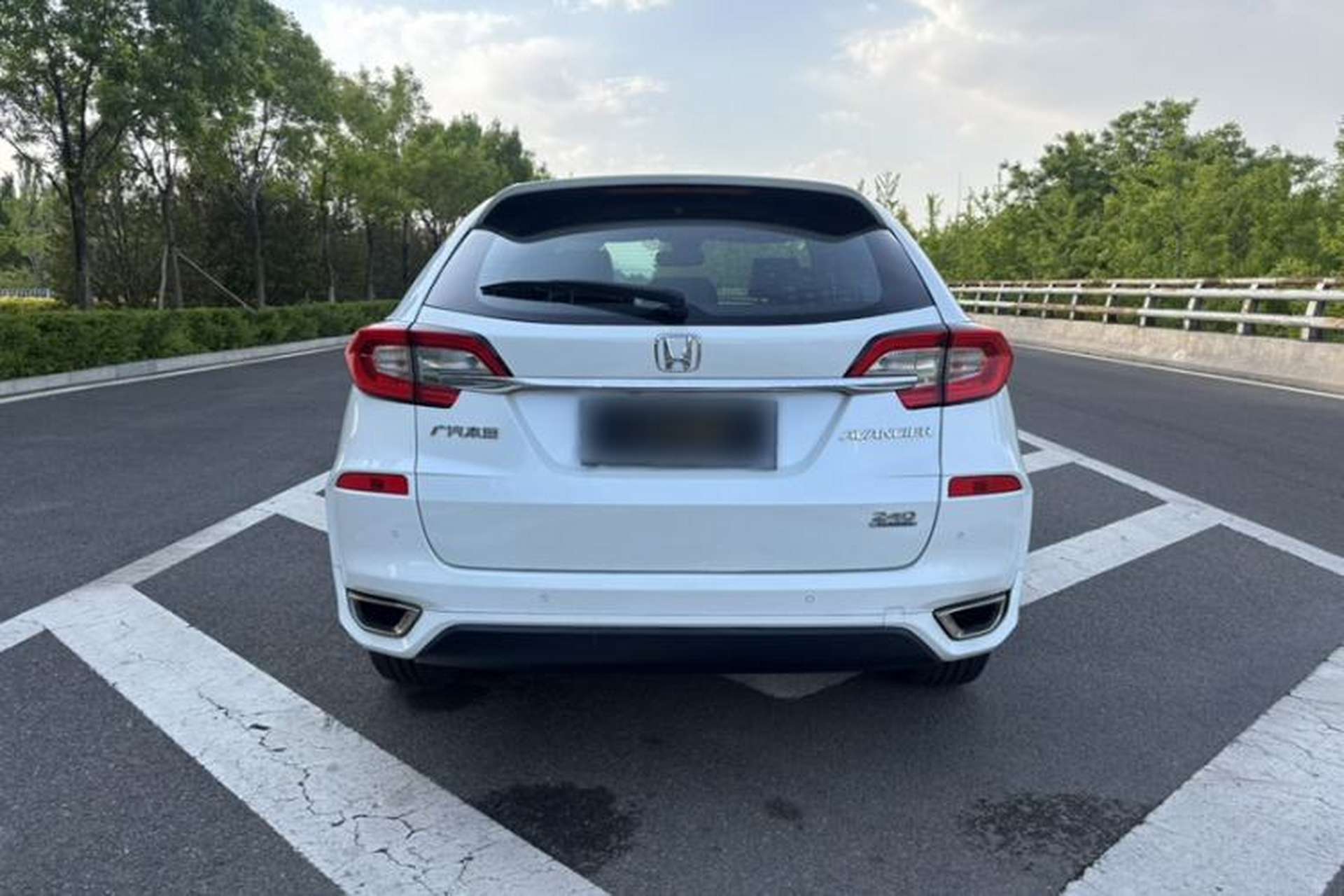 Used Honda Avancier 2017 240TURBO Two-Wheel Drive Premium Edition Exterior 4