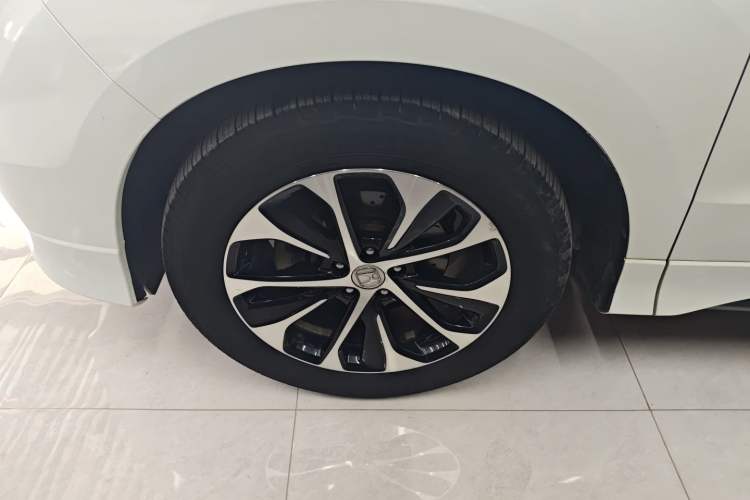 Used Honda Avancier 2017 240TURBO Two-Wheel Drive Premium Edition Exterior 4