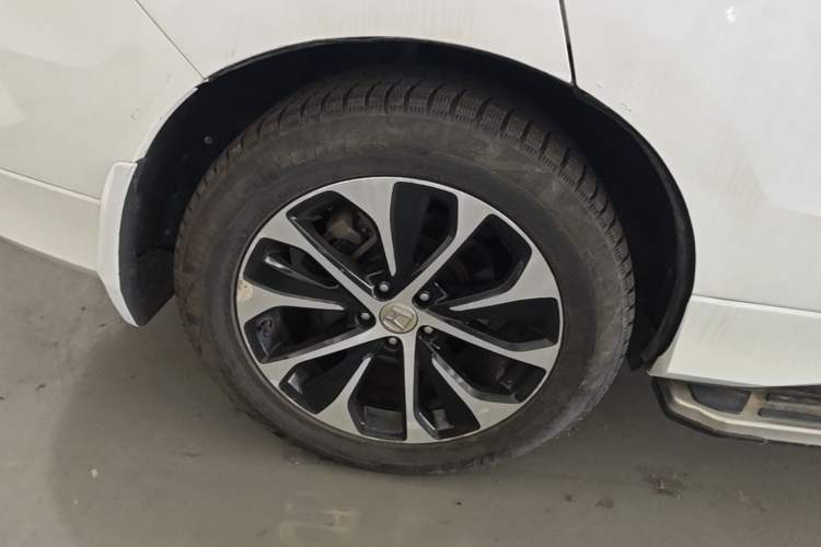 Used Honda Avancier 2017 240TURBO Two-Wheel Drive Premium Edition Exterior 5