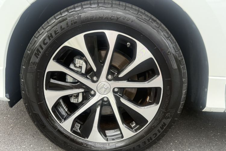 Used Honda Avancier 2017 240TURBO Two-Wheel Drive Luxury Edition Exterior 5