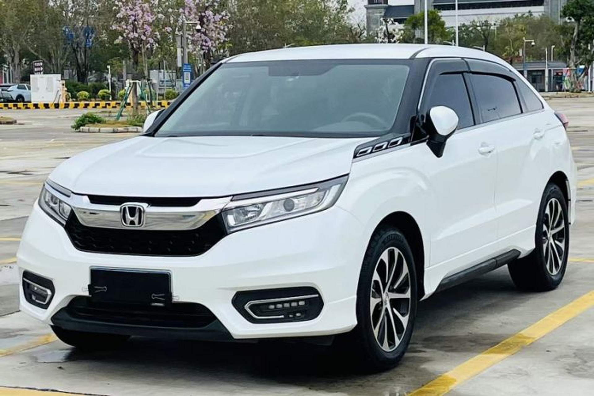 Used Honda Avancier 2017 240TURBO Two-Wheel Drive Elite Edition Front Left 45 Deg