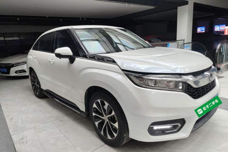 Used Honda Avancier 2017 240TURBO Two-Wheel Drive Comfort Version Front Right 45 Deg