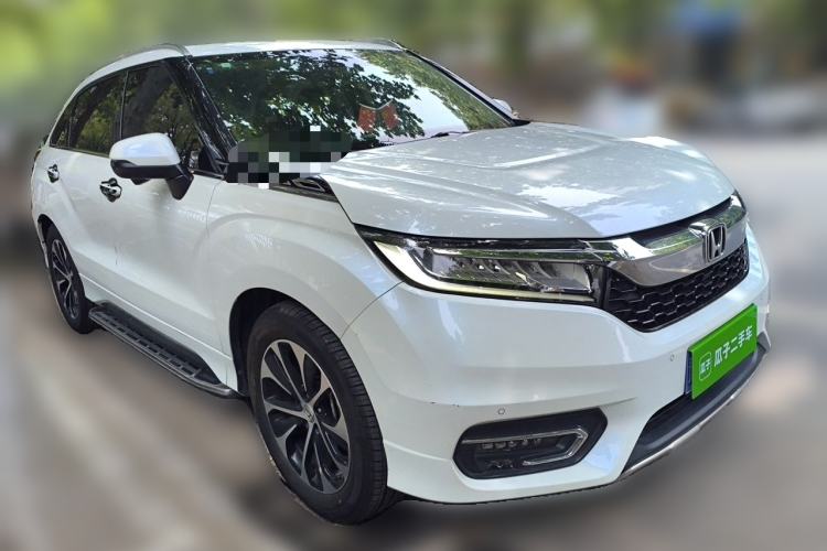 Used Honda Avancier 2017 240TURBO Two-Wheel Drive Premium Edition Front Right 45 Deg