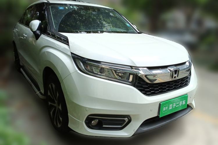 Used Honda Avancier 2017 240TURBO Two-Wheel Drive Luxury Edition Front Right 45 Deg