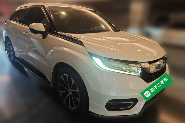 Used Honda Avancier 2017 240TURBO Two-Wheel Drive Premium Edition Front Right 45 Deg